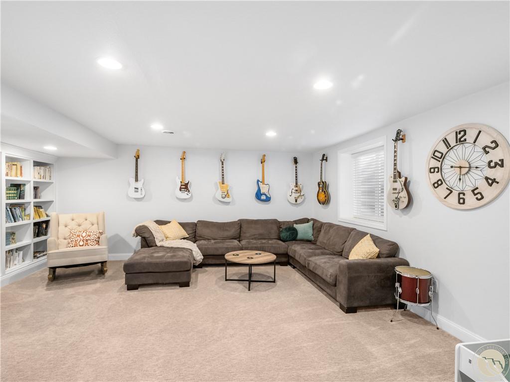 4448 Toyon Property Photo 29