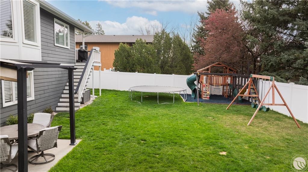 4448 Toyon Property Photo 32