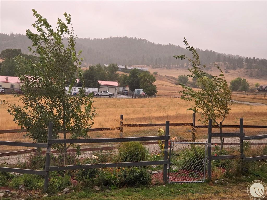 11 E Upper Flat Rd. Property Photo 5