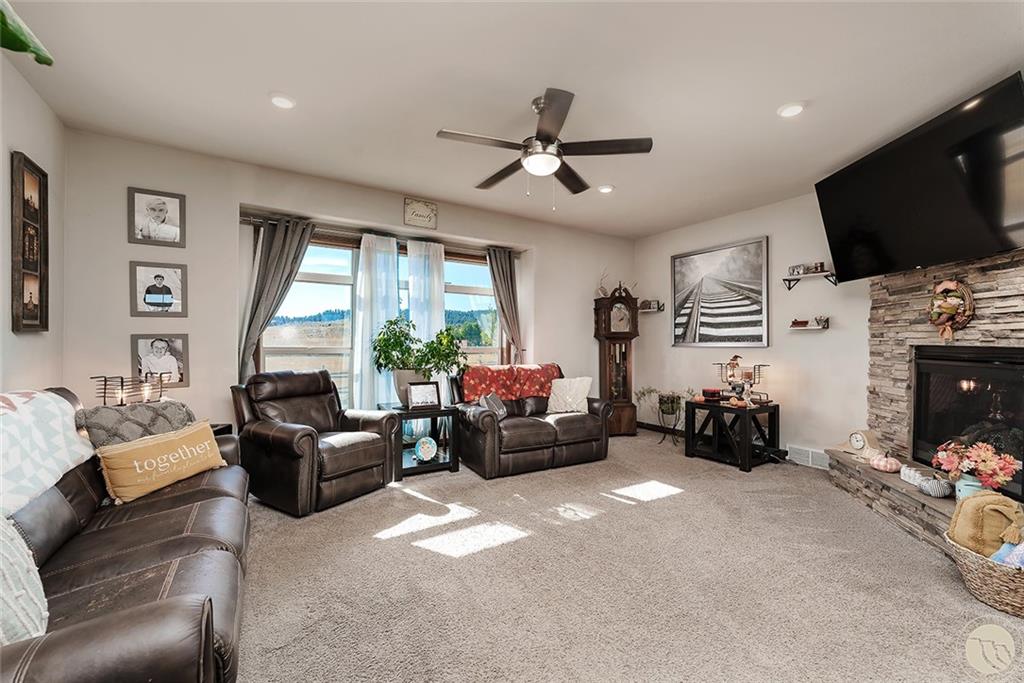 11 E Upper Flat Rd. Property Photo 12