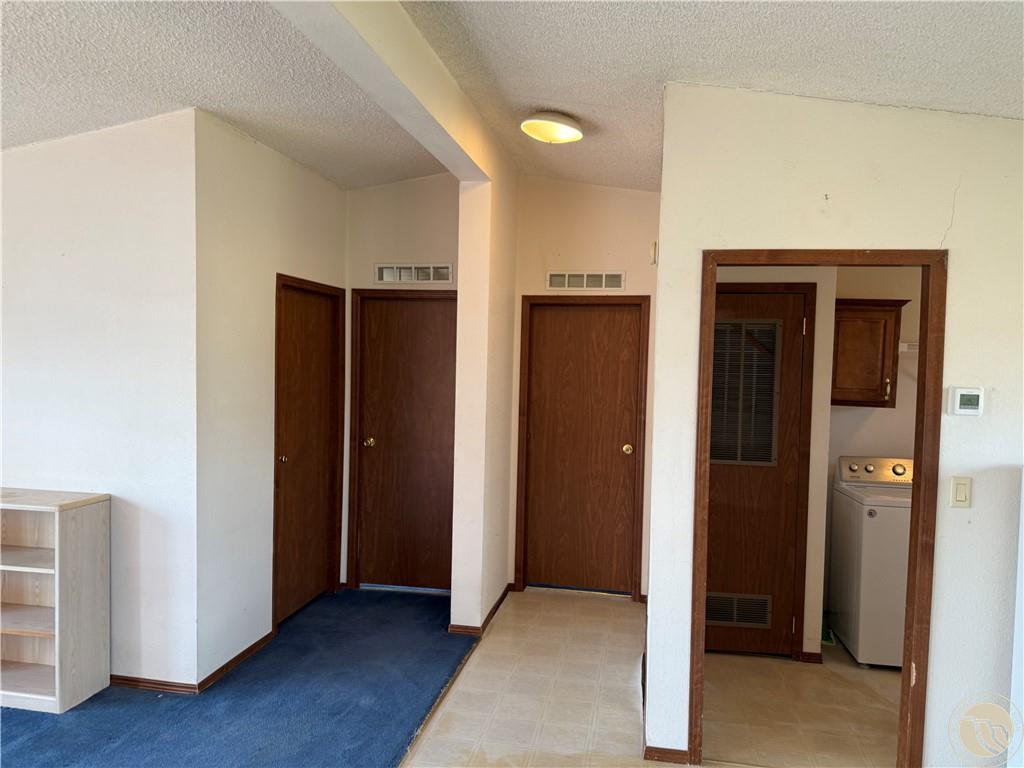 1130 E 2nd Avenue Property Photo 6