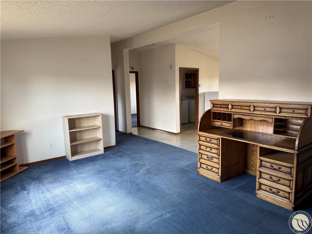 1130 E 2nd Avenue Property Photo 7