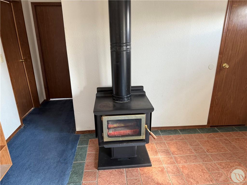 1130 E 2nd Avenue Property Photo 8