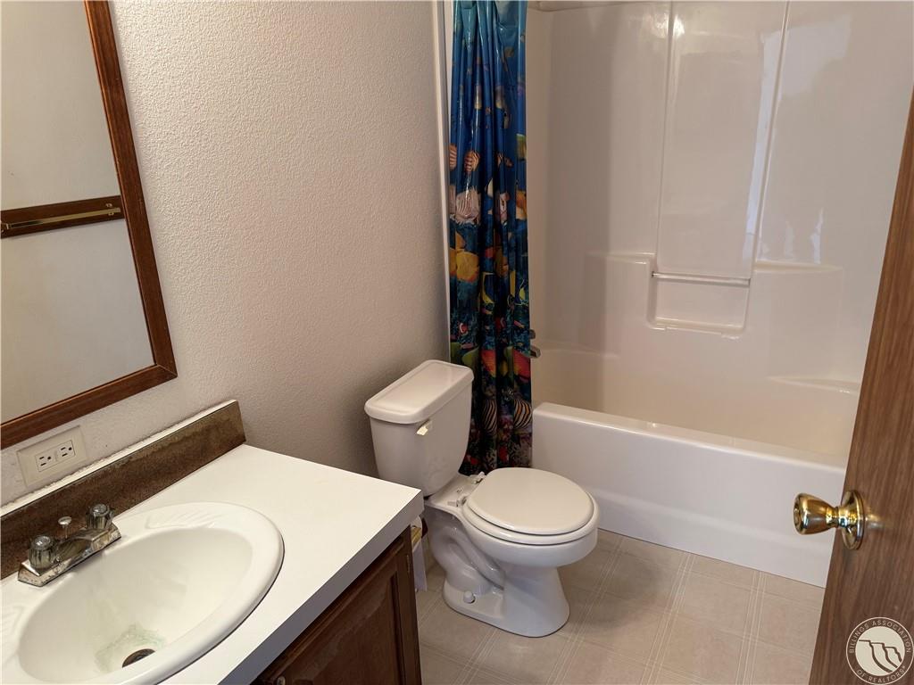 1130 E 2nd Avenue Property Photo 20