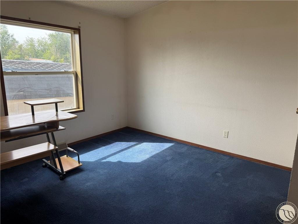 1130 E 2nd Avenue Property Photo 23