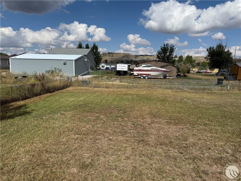 1130 E 2nd Avenue Property Photo 27