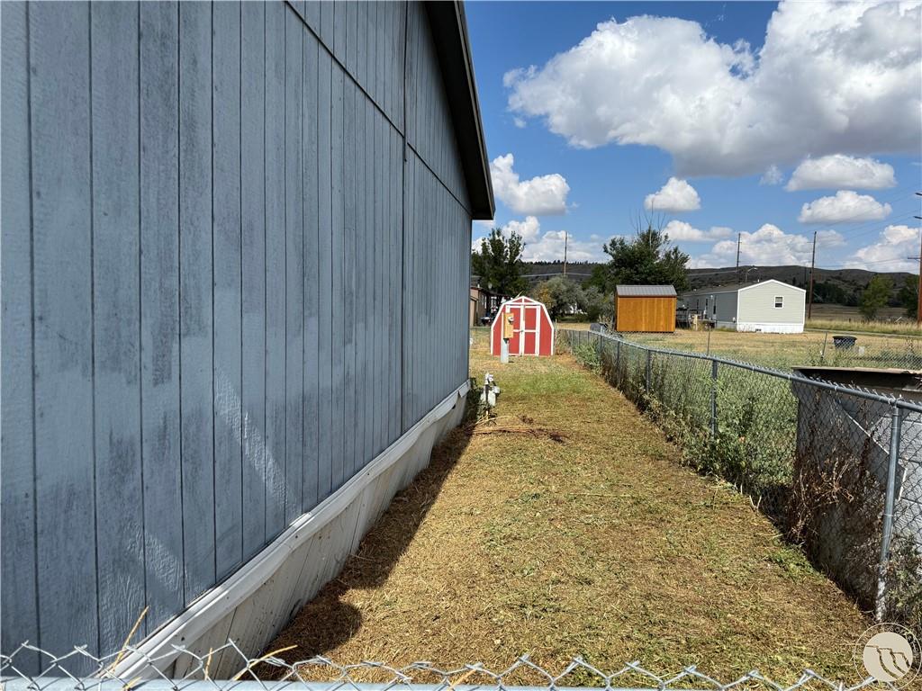 1130 E 2nd Avenue Property Photo 35