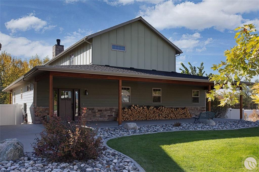 1320 Maxer Circle Property Photo 1