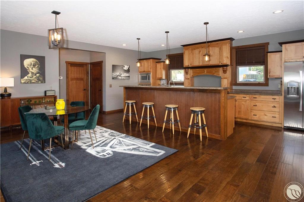 1320 Maxer Circle Property Photo 7