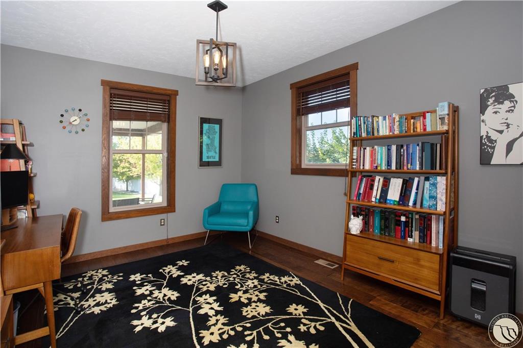 1320 Maxer Circle Property Photo 15