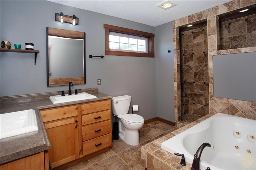 1320 Maxer Circle Property Photo 21