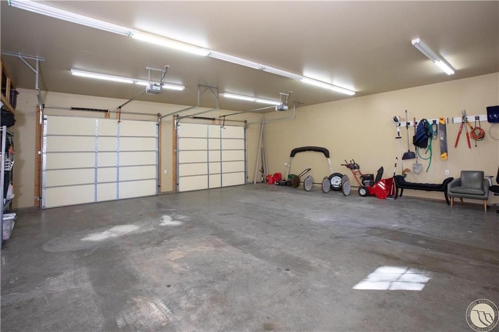 1320 Maxer Circle Property Photo 30