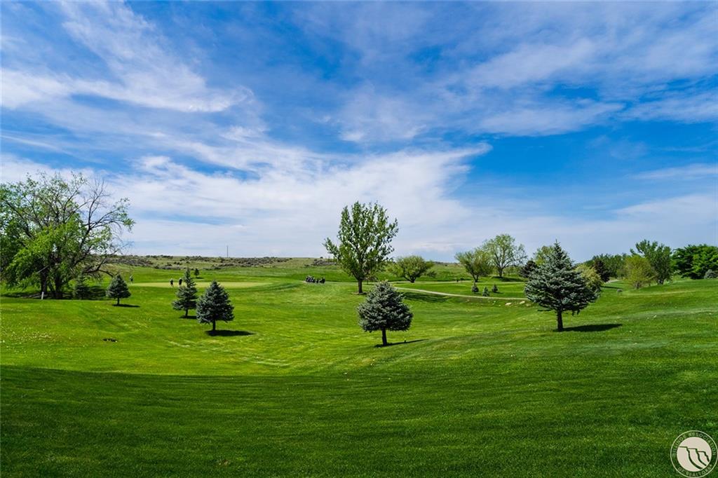 6815 Yellowstone Trail Property Photo 3