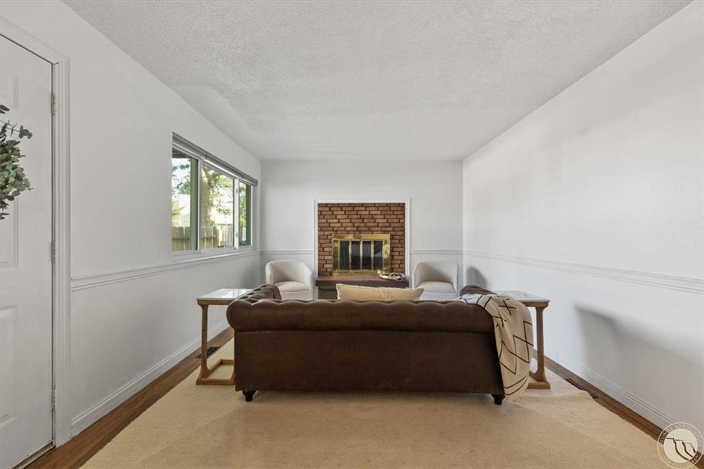 2230 Avenue C Property Photo 6