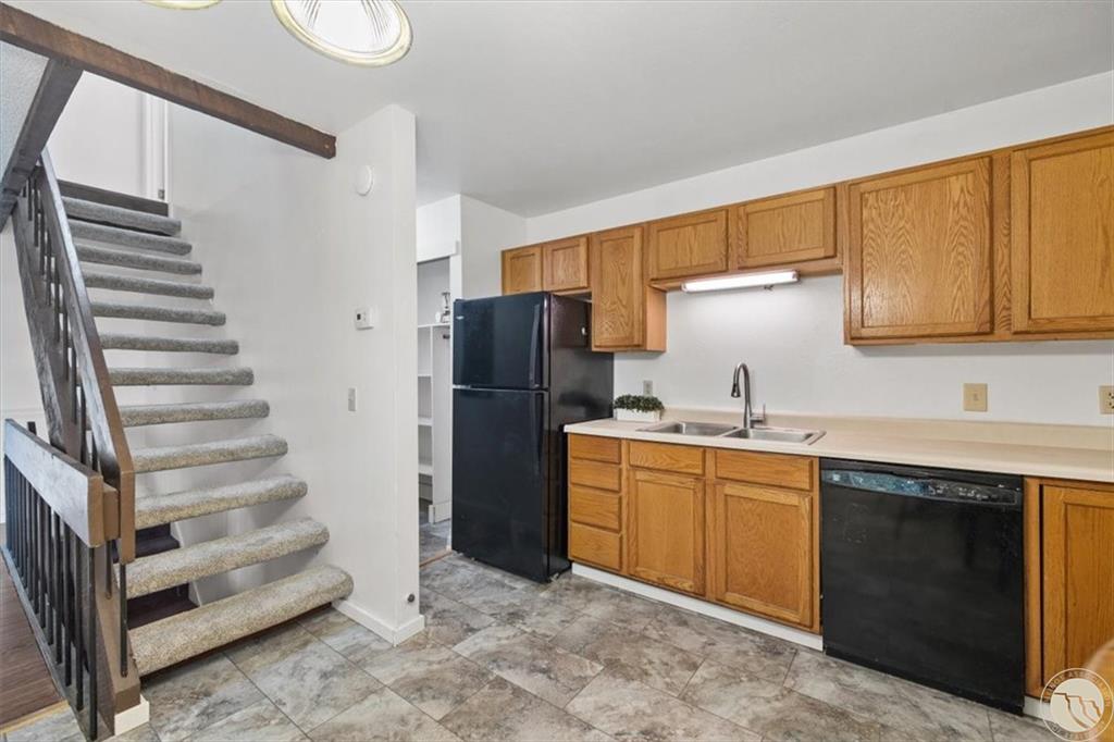 2230 Avenue C Property Photo 10