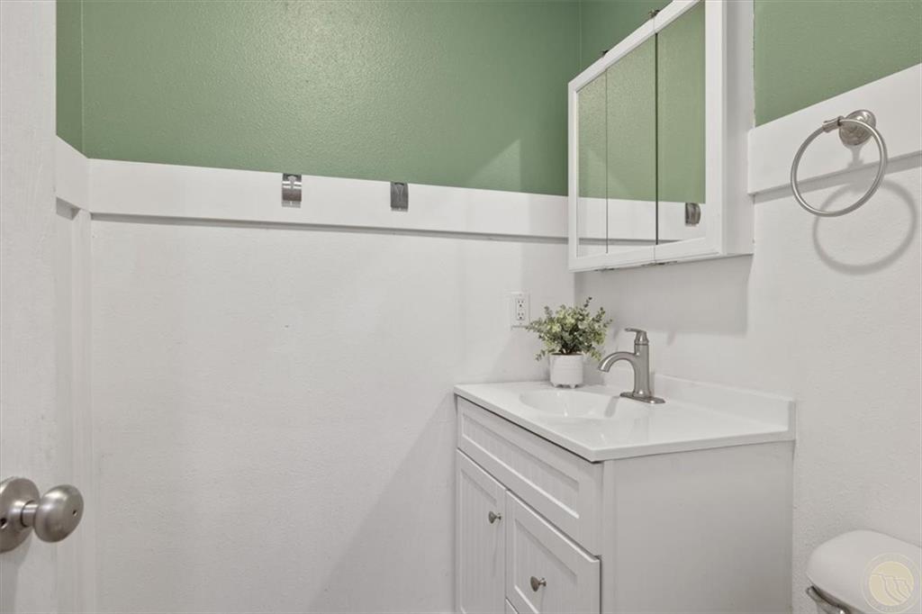 2230 Avenue C Property Photo 12