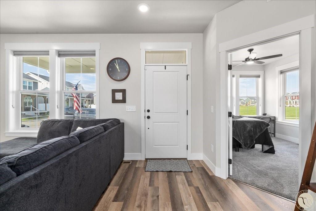 1845 Norma Jean Square Property Photo 2