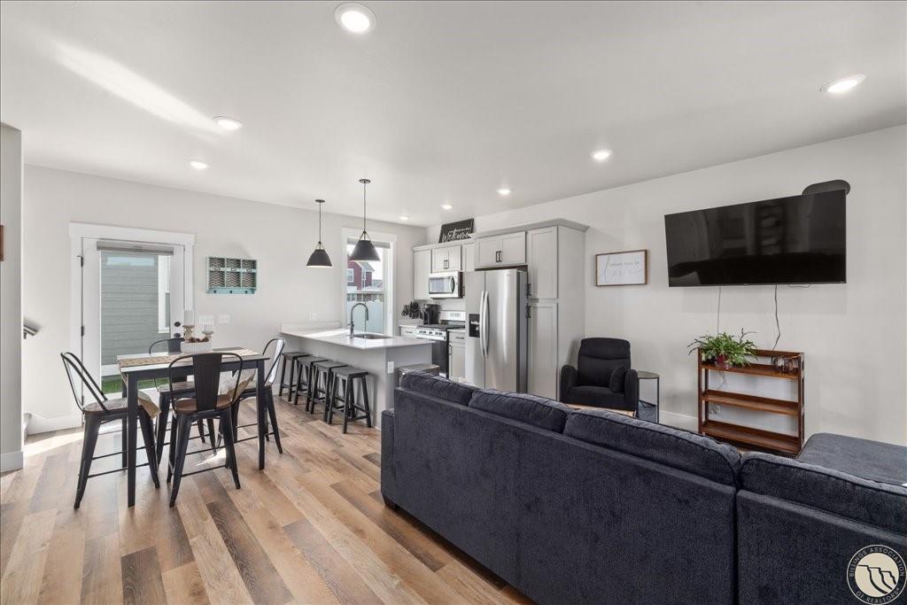 1845 Norma Jean Square Property Photo 4