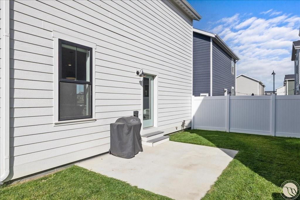 1845 Norma Jean Square Property Photo 18