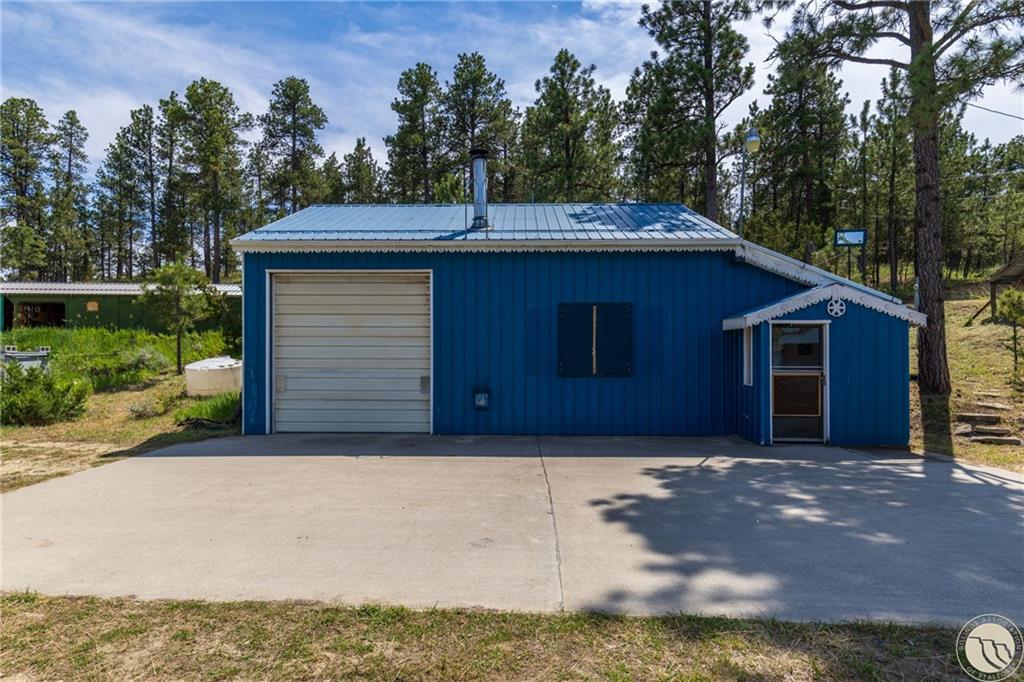 262 Roland Road Property Photo 3