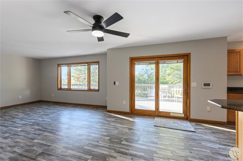 372 Tabriz Drive Property Photo 5