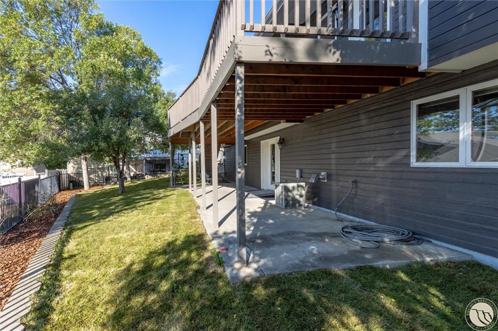 372 Tabriz Drive Property Photo 18