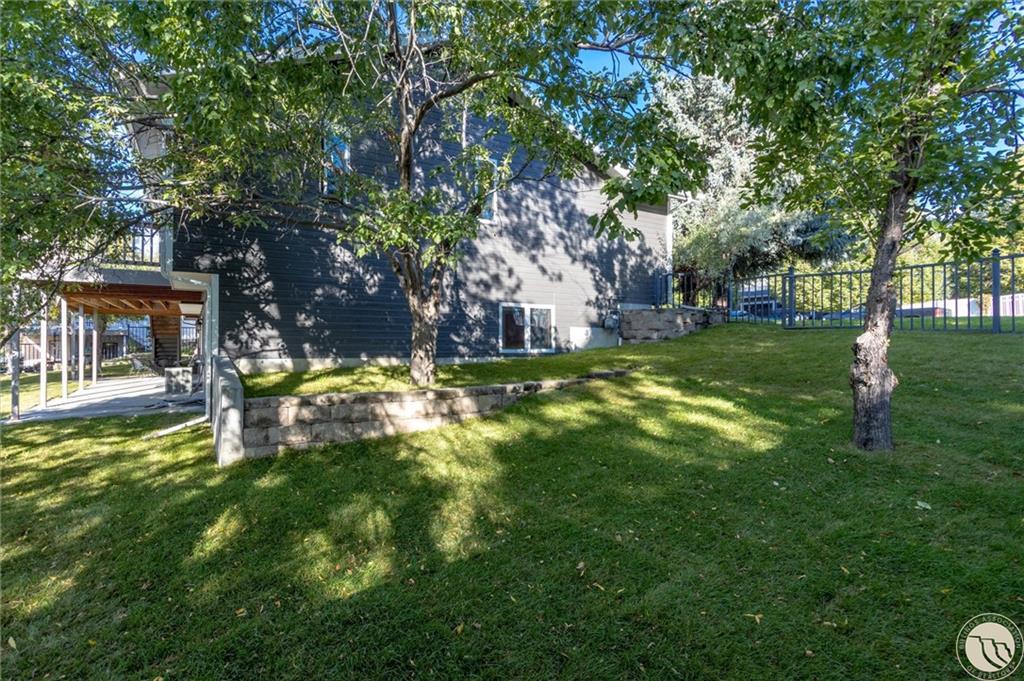 372 Tabriz Drive Property Photo 19