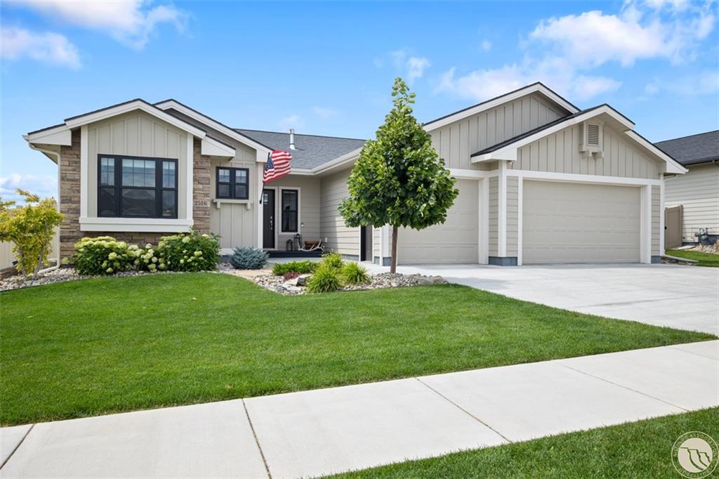 2516 Aspen Creek Trail Property Photo 1