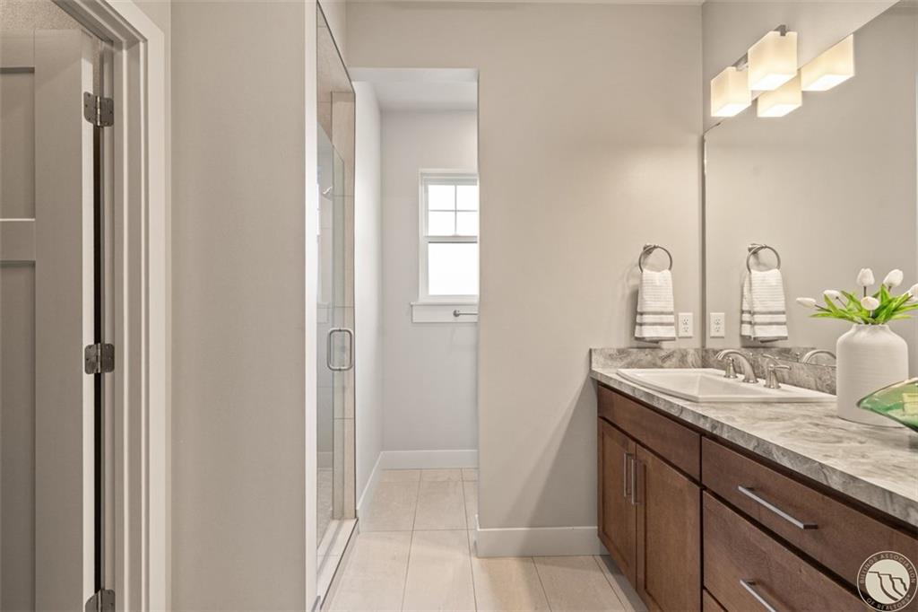 2516 Aspen Creek Trail Property Photo 14