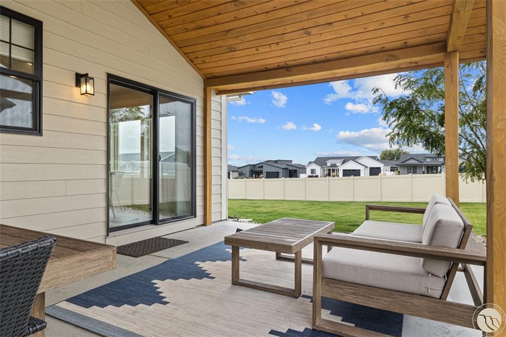 2516 Aspen Creek Trail Property Photo 26