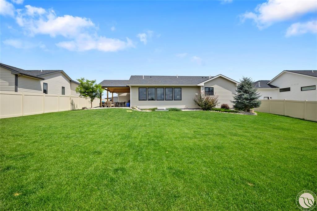 2516 Aspen Creek Trail Property Photo 28