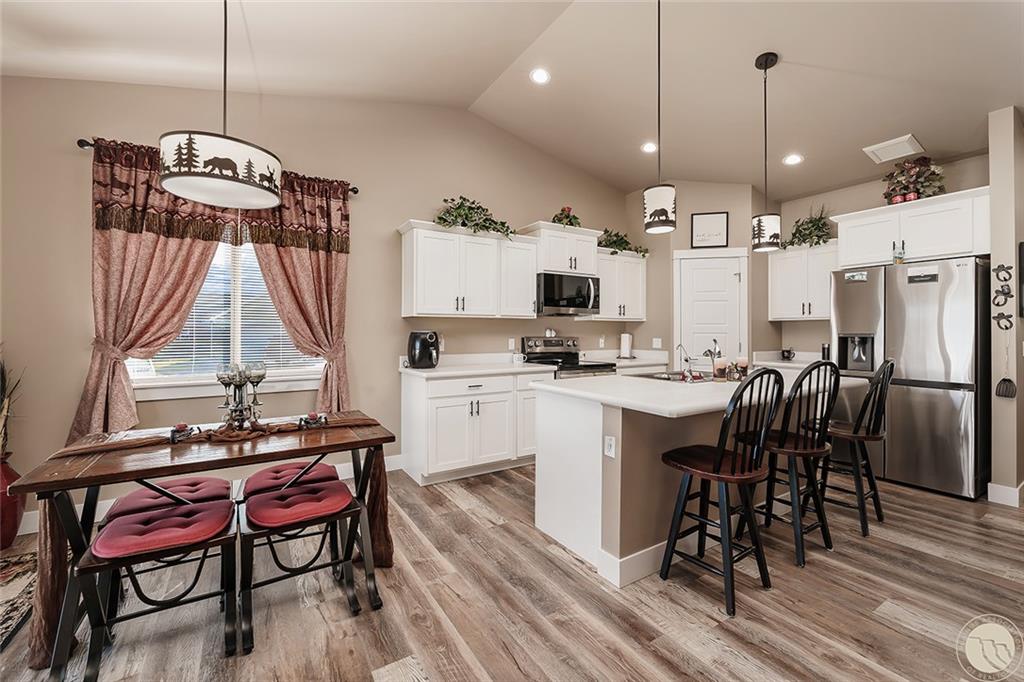 905 Ortega Street Property Photo 8