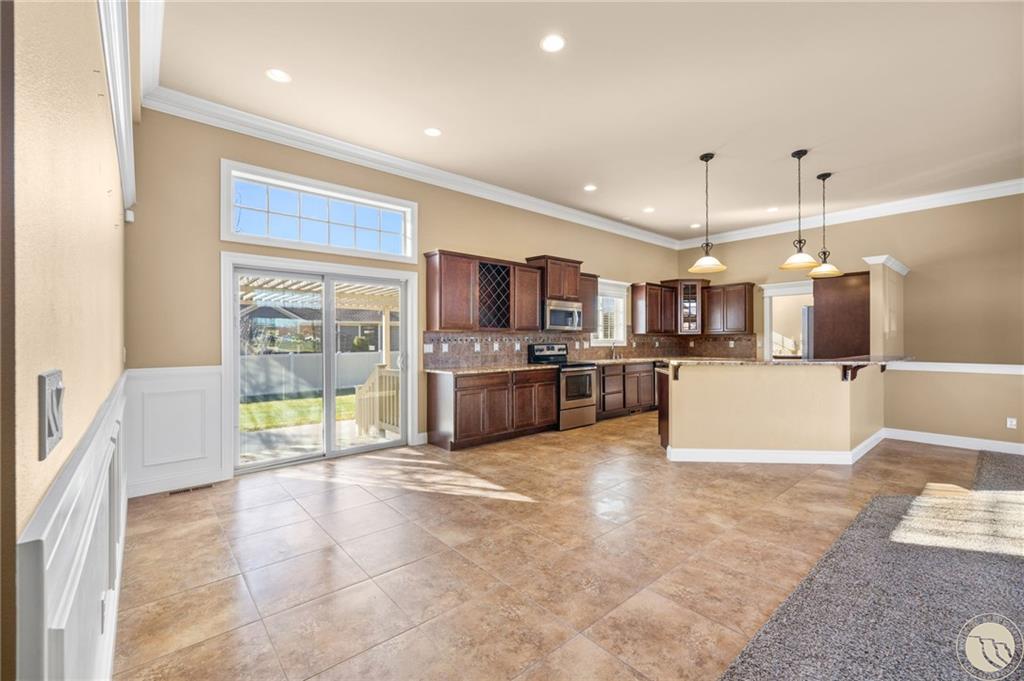 5300 Vintage Lane Property Photo 6