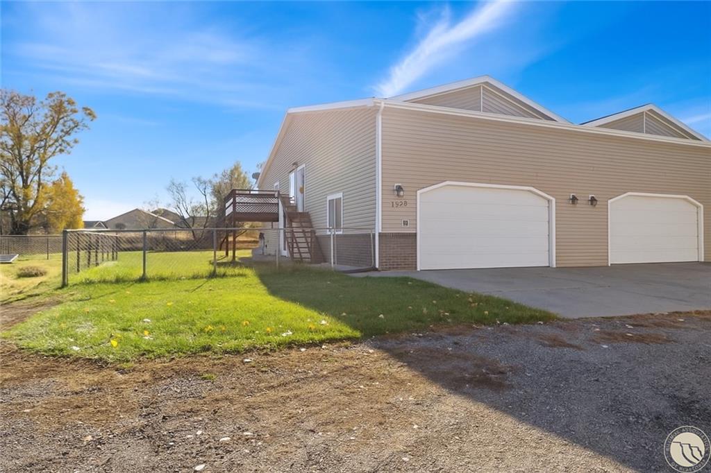 1528 Wicks LANE Property Photo 1