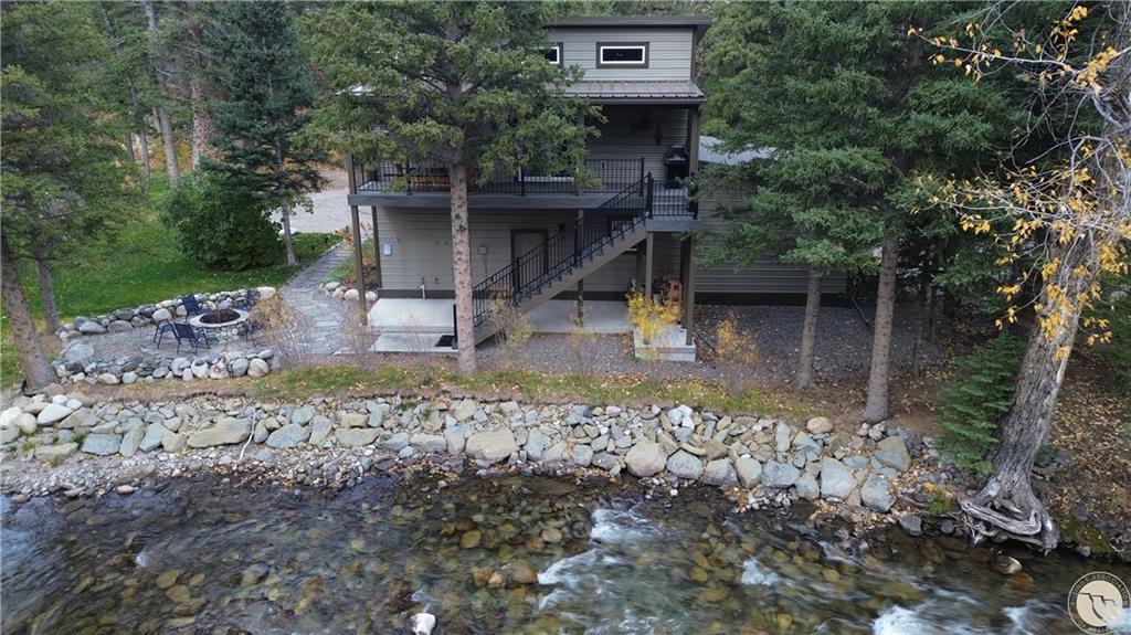 23 Braty Ln Property Photo 1