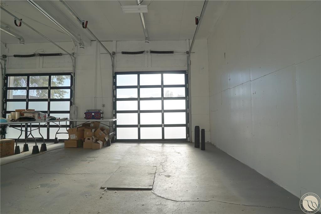 204 S Main Street Property Photo 4