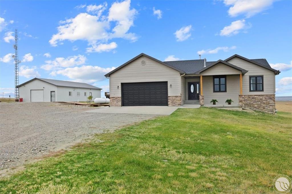 4890 Vandaveer Road Property Photo 1