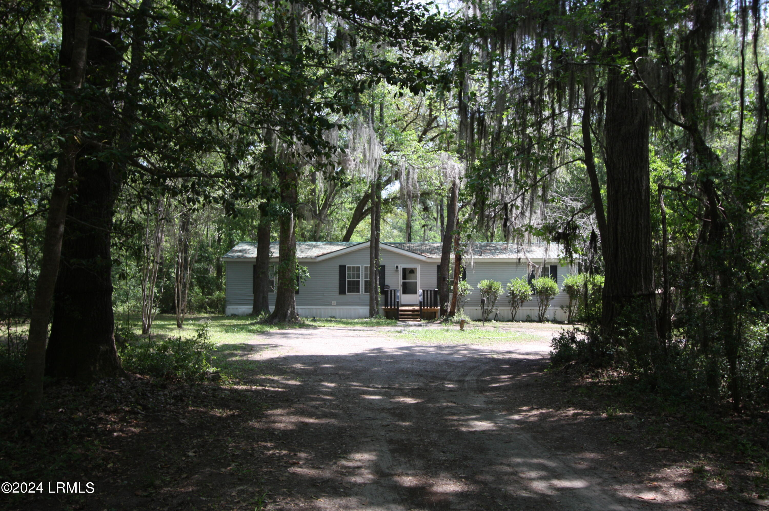 1167 Old Sheldon Church Road Property Photo 2