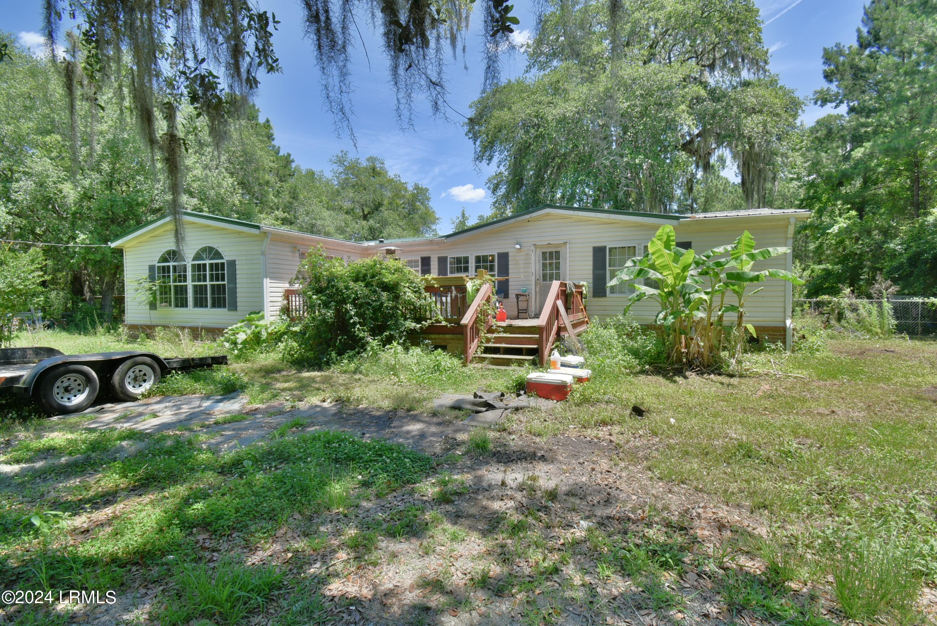 301 Old Pocotaligo Road Property Photo 1