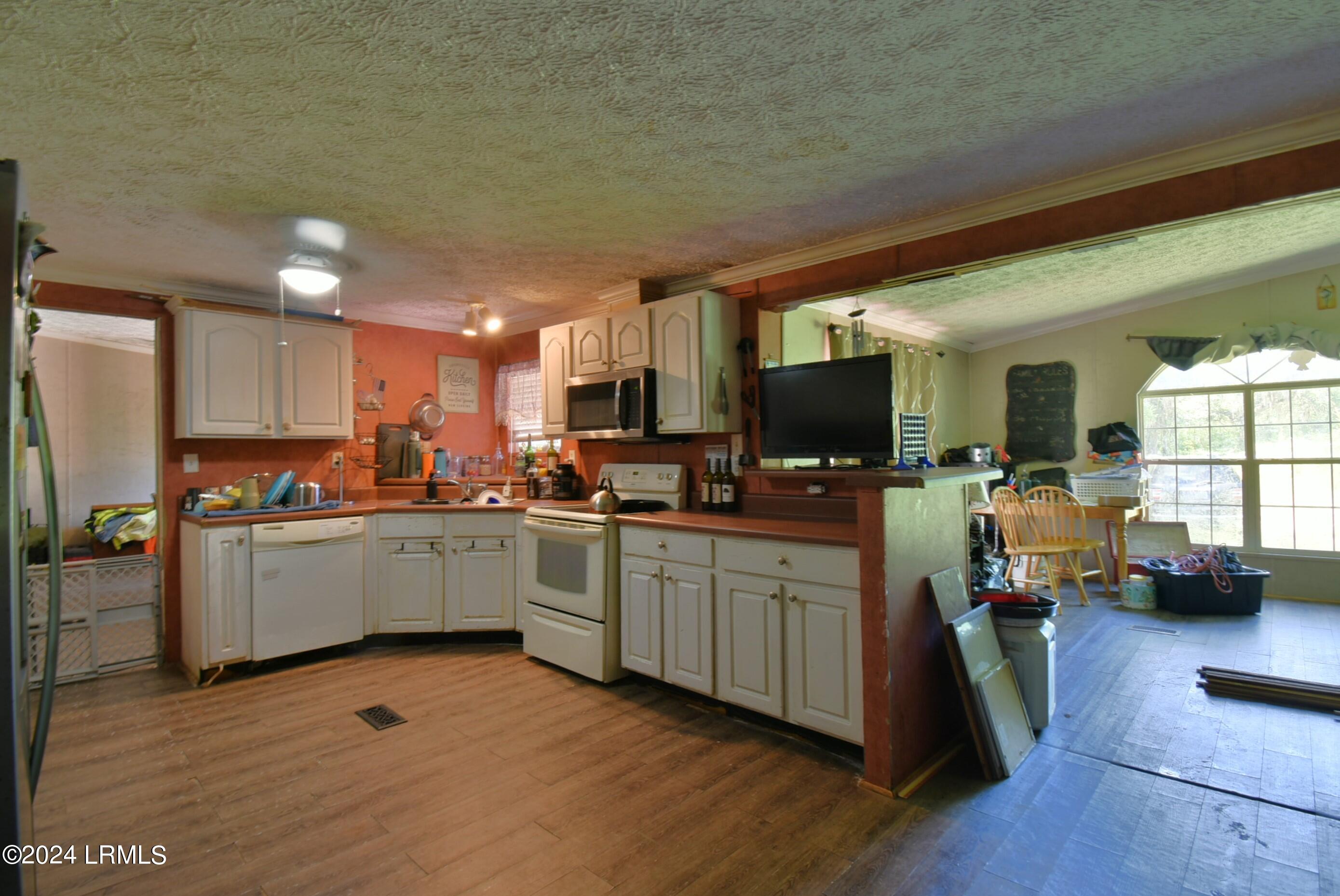 301 Old Pocotaligo Road Property Photo 6