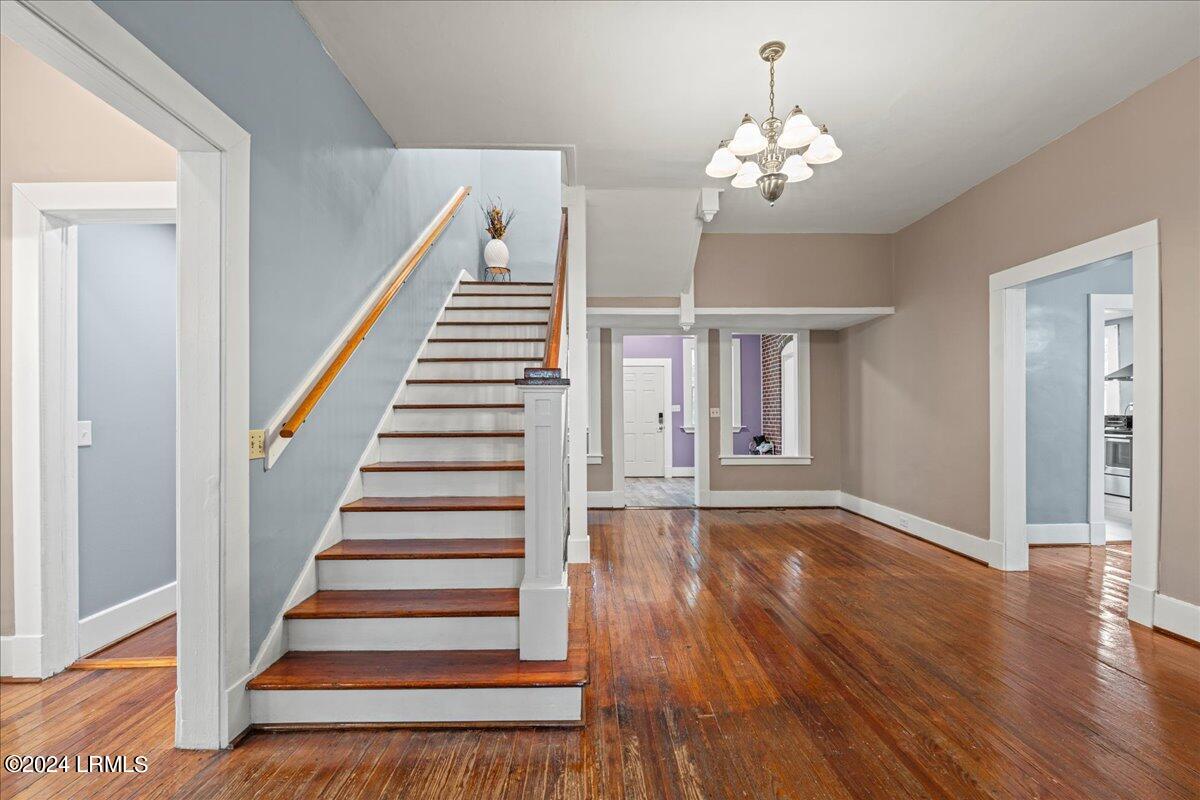 105 Main Street Property Photo 9