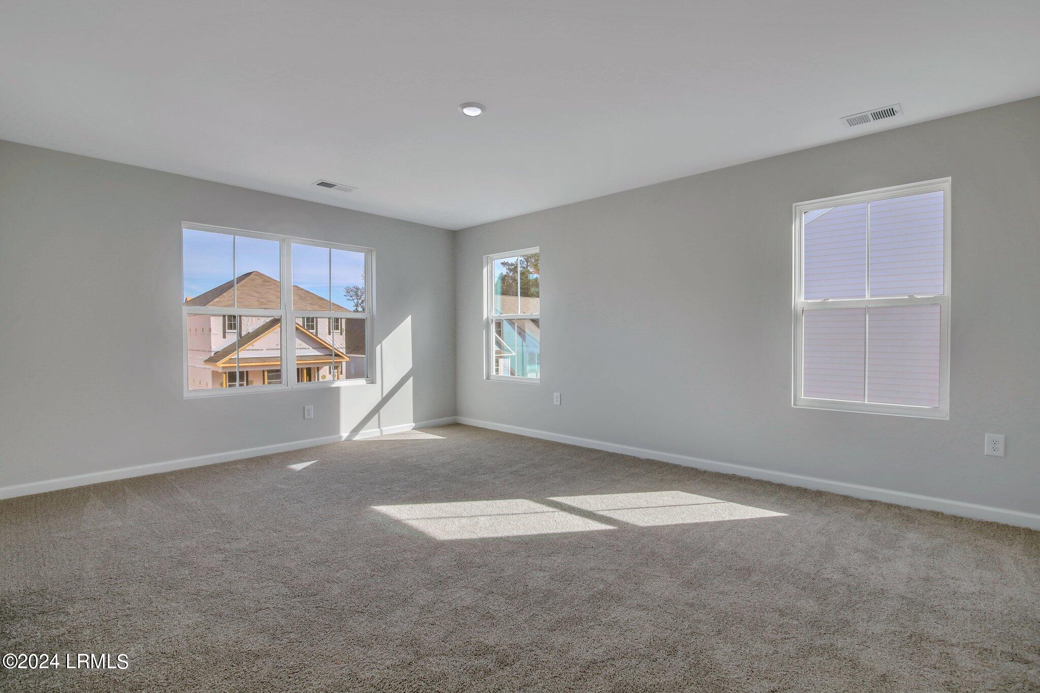 104 Standing Oaks Drive Property Photo 18