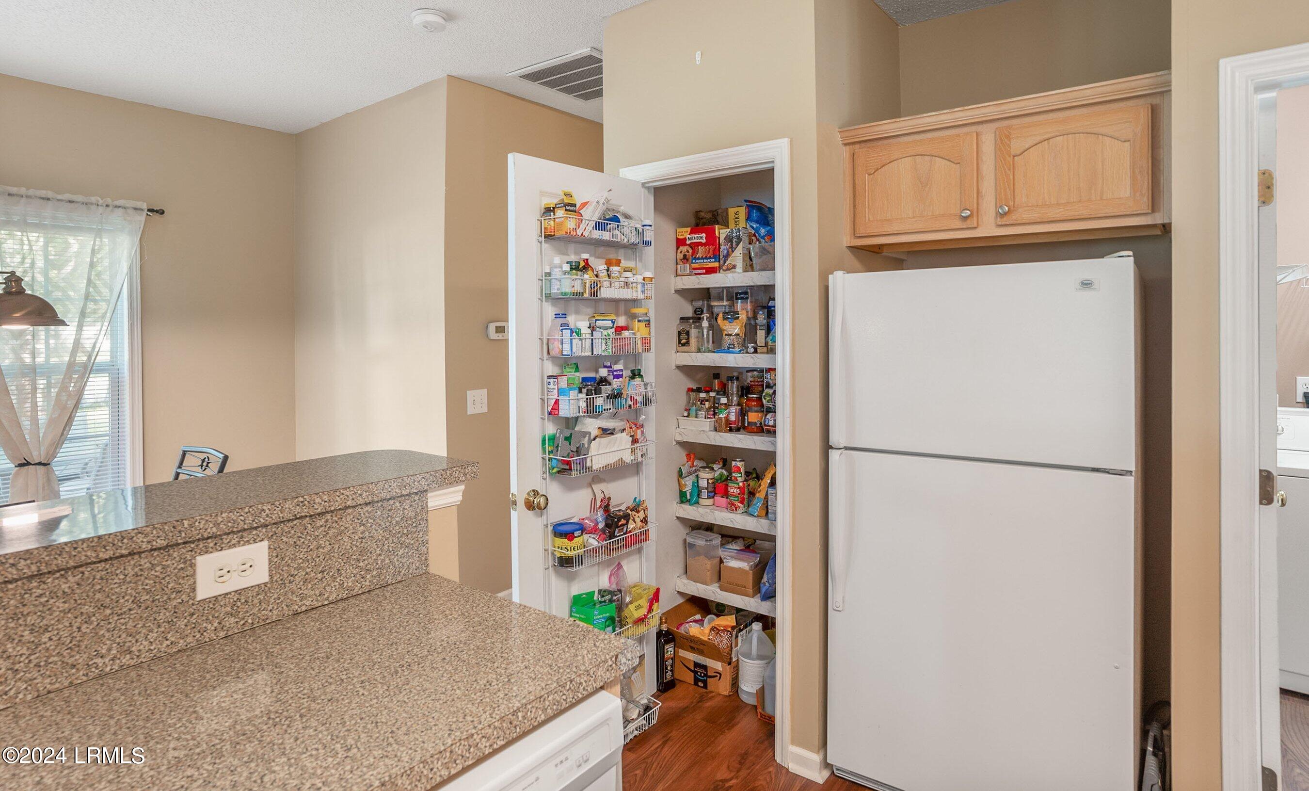 200 Knightsbridge Road Property Photo 24