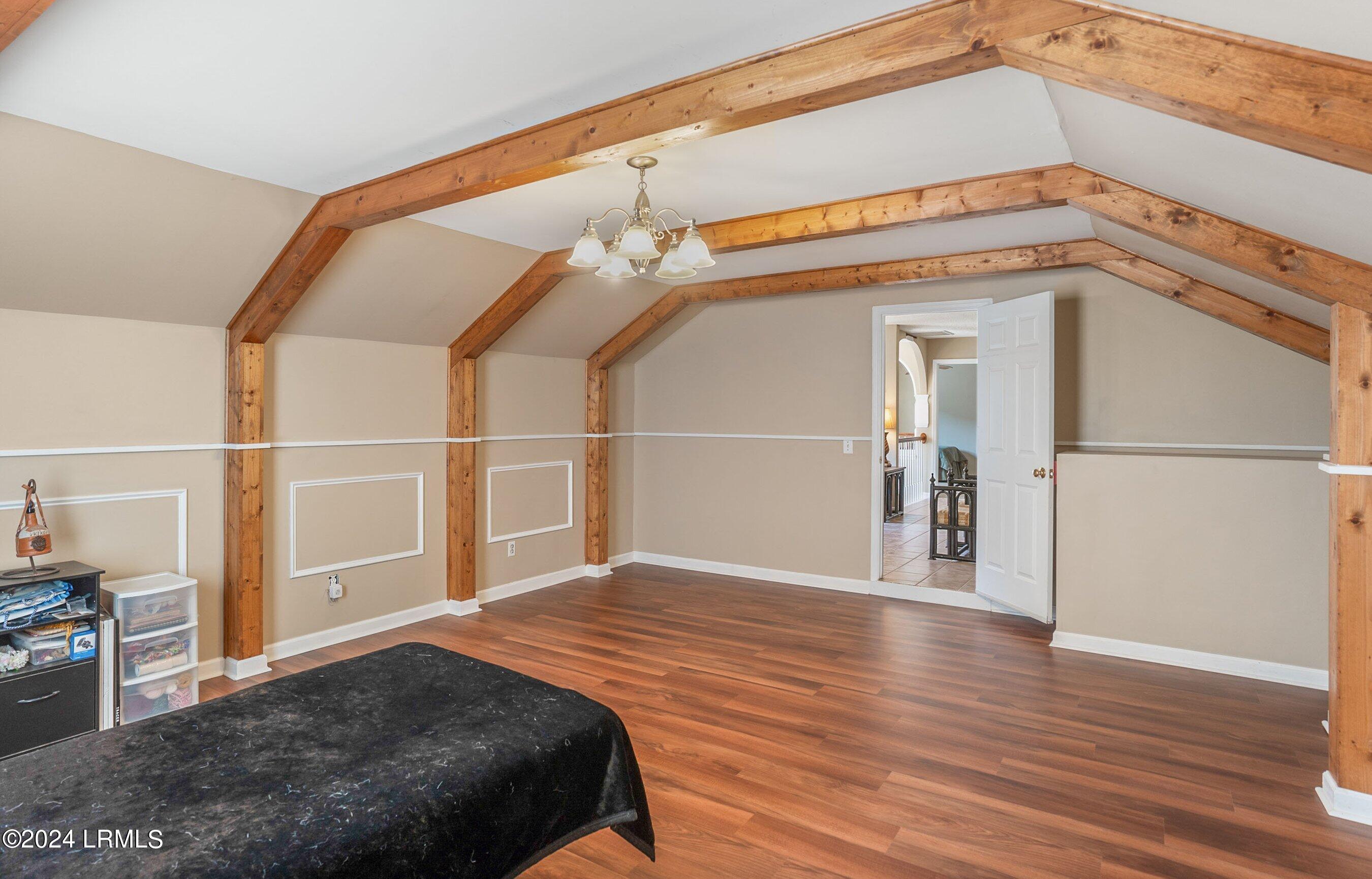 200 Knightsbridge Road Property Photo 41