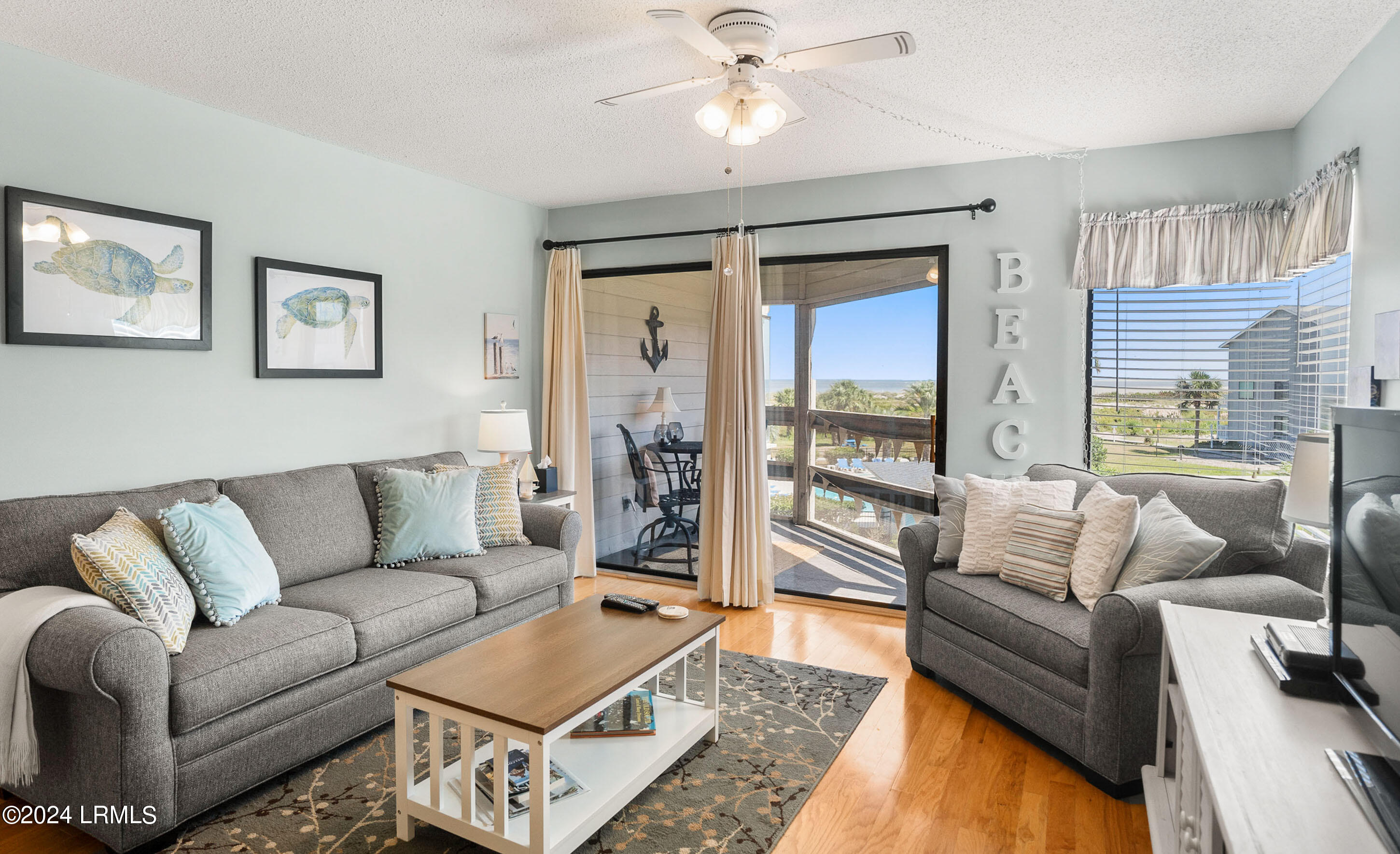 2 Harbor Drive N Property Photo