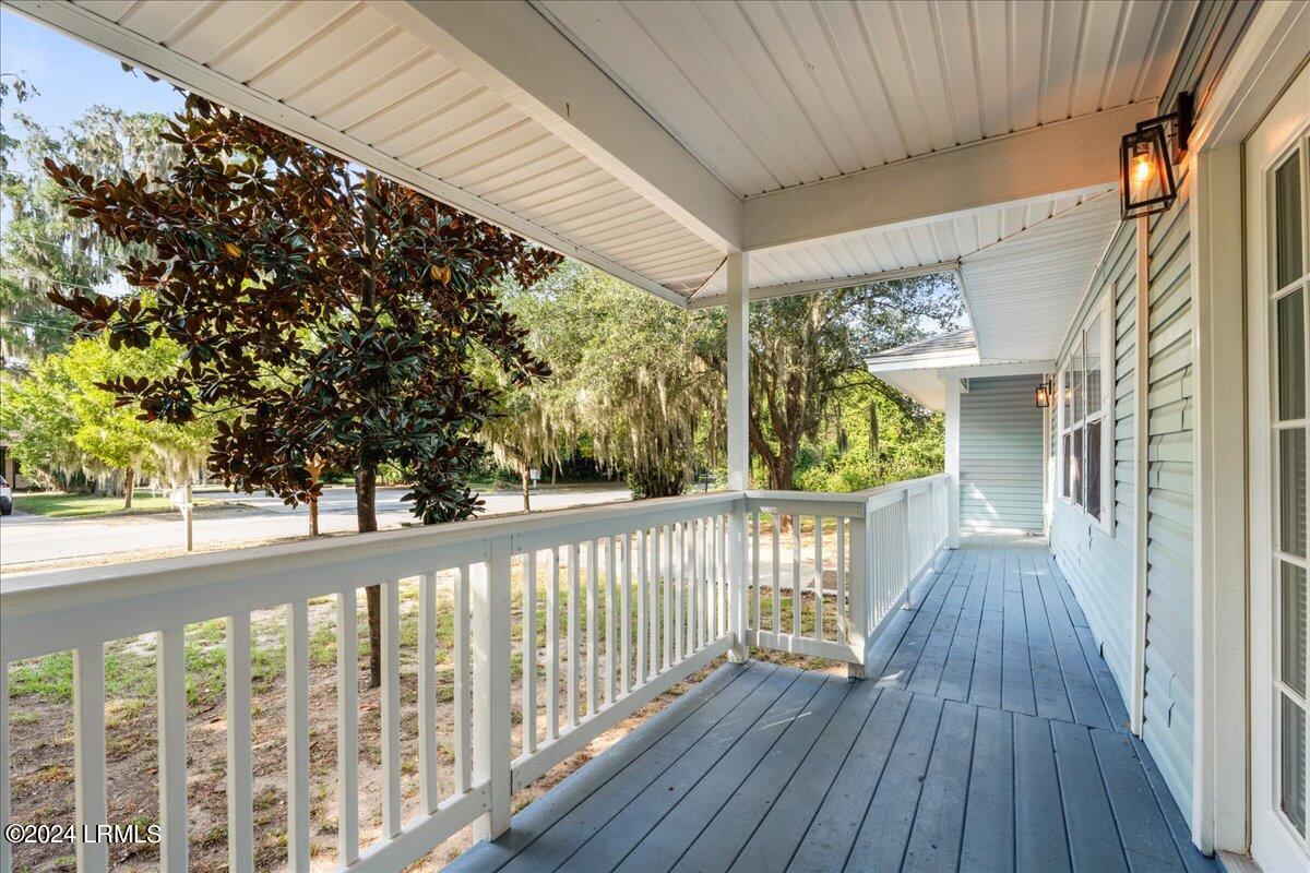 2207 Morris Street Property Photo 3