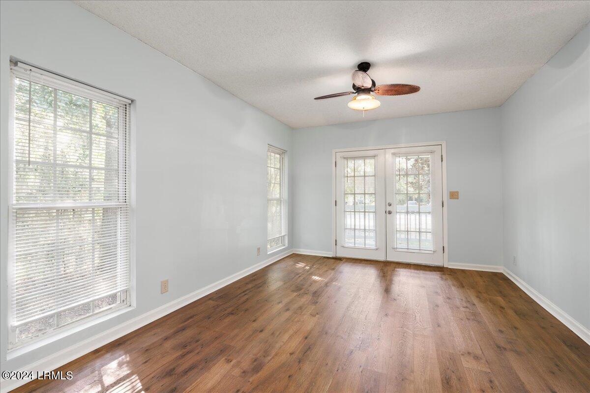 2207 Morris Street Property Photo 8