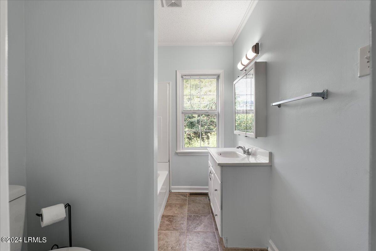2207 Morris Street Property Photo 24