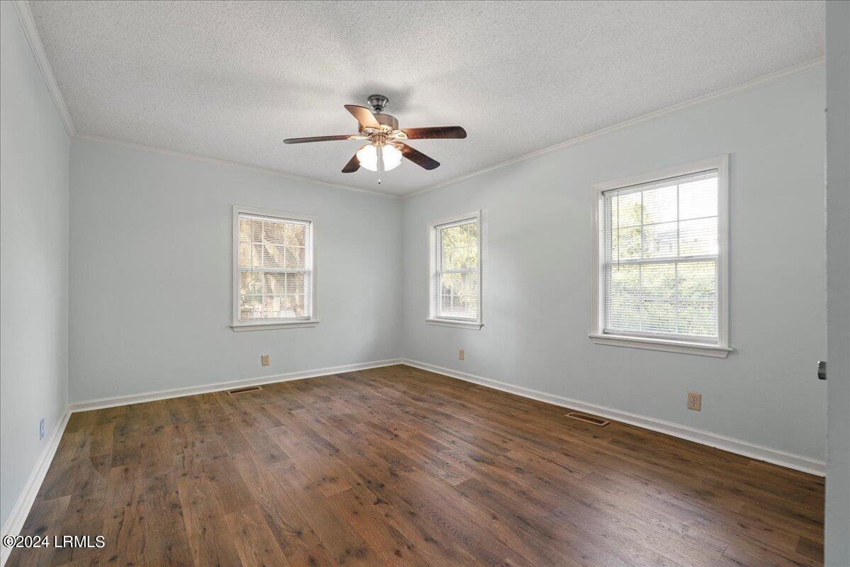 2207 Morris Street Property Photo 30