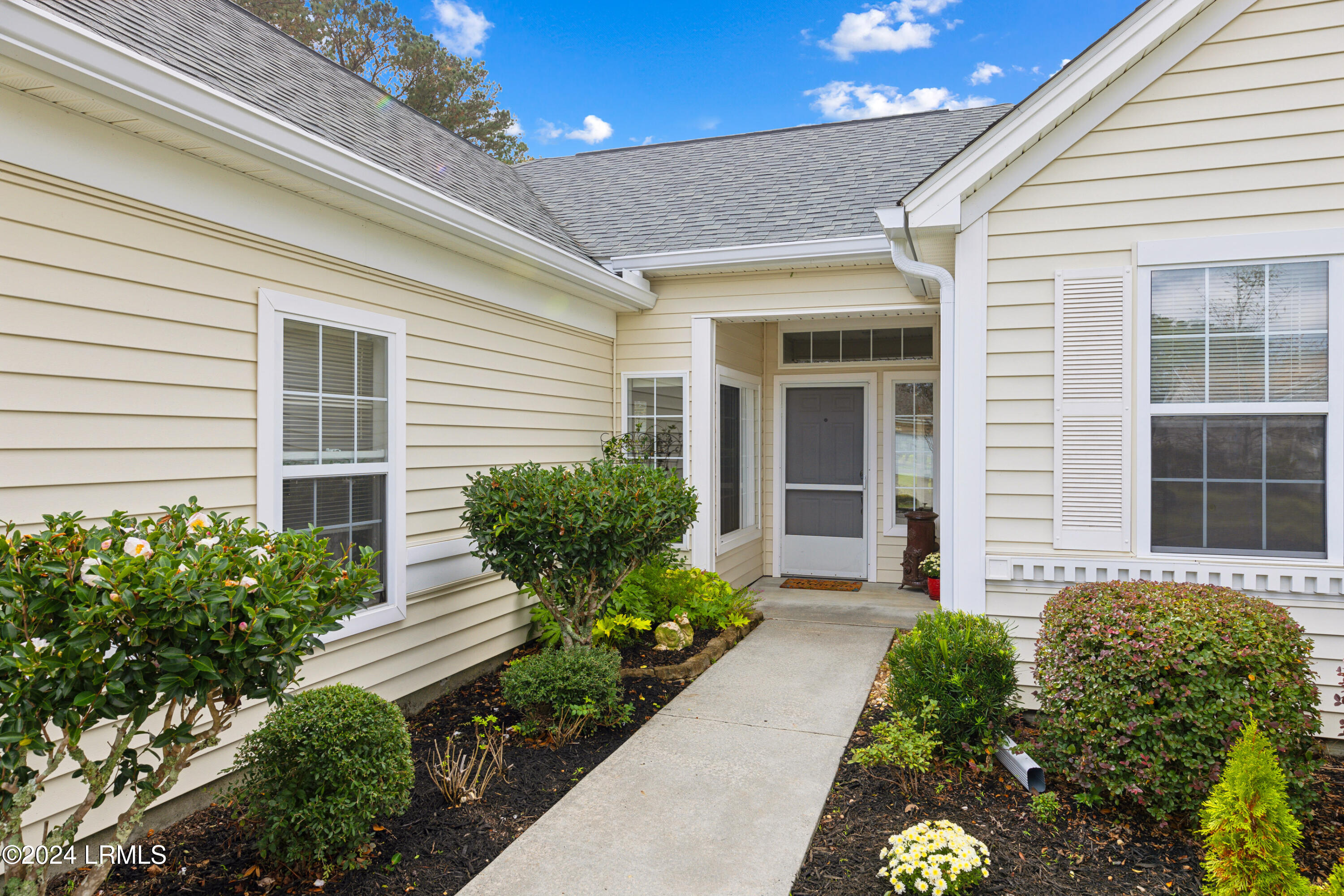 4 Stoney Court Property Photo 3